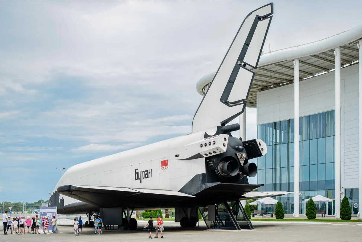 Космический день в Сириусе (с мастер-классом по живописи)