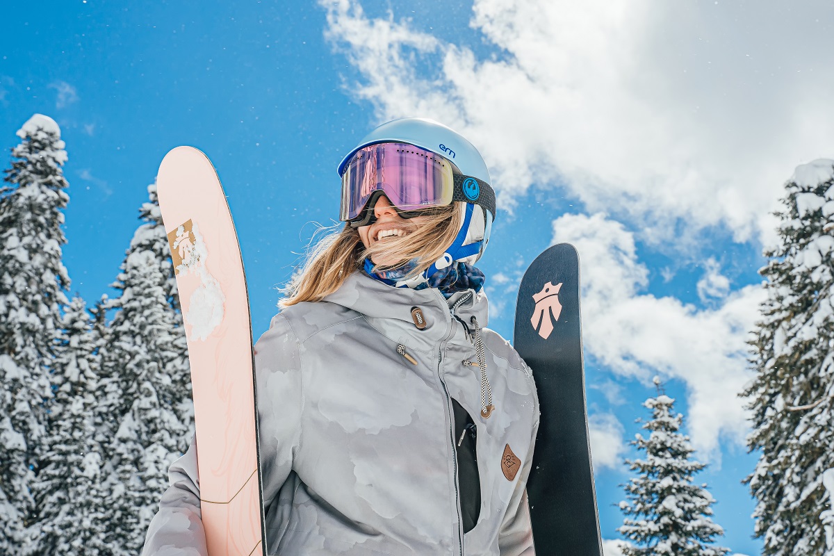 Скидка 10% на услуги горнолыжной школы, проката снаряжения и экипировки курорта «Роза Хутор»