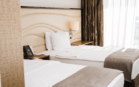 Стандарт с видом на море (2 отдельные кровати)