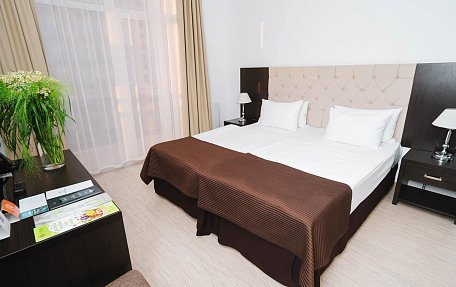 Стандарт без кухни с большой кроватью