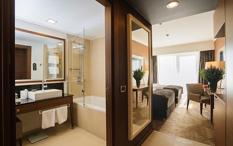 Стандарт с видом на море (2 отдельные кровати)