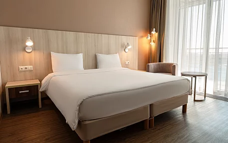 Стандарт комфорт с большой кроватью с видом на море